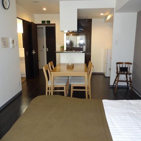 Ferienwohnung ようこそ札幌へ! 大通公園まで地下鉄10分 定員6名 Firetv完備 1階はセコマ Exterior foto