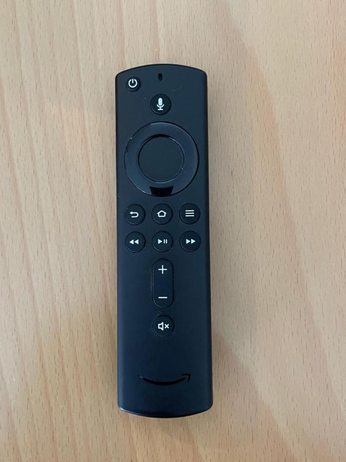 Ferienwohnung ようこそ札幌へ! 大通公園まで地下鉄10分 定員6名 Firetv完備 1階はセコマ Exterior foto
